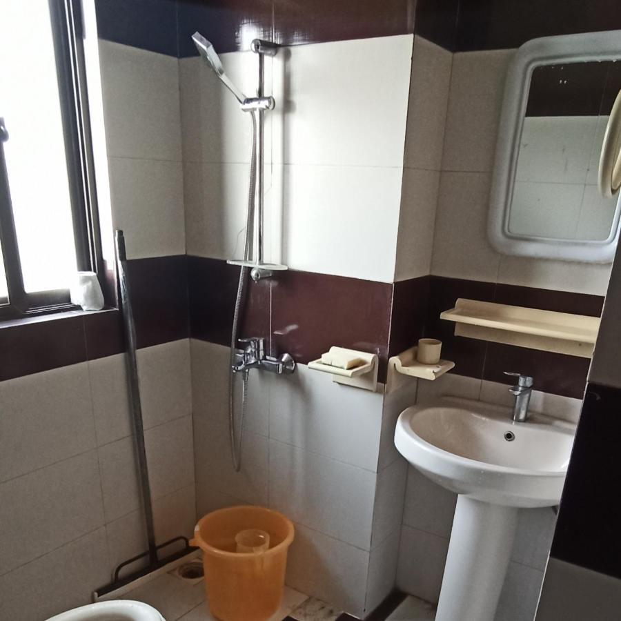 Evergreen Inn Rawalpindi Buitenkant foto