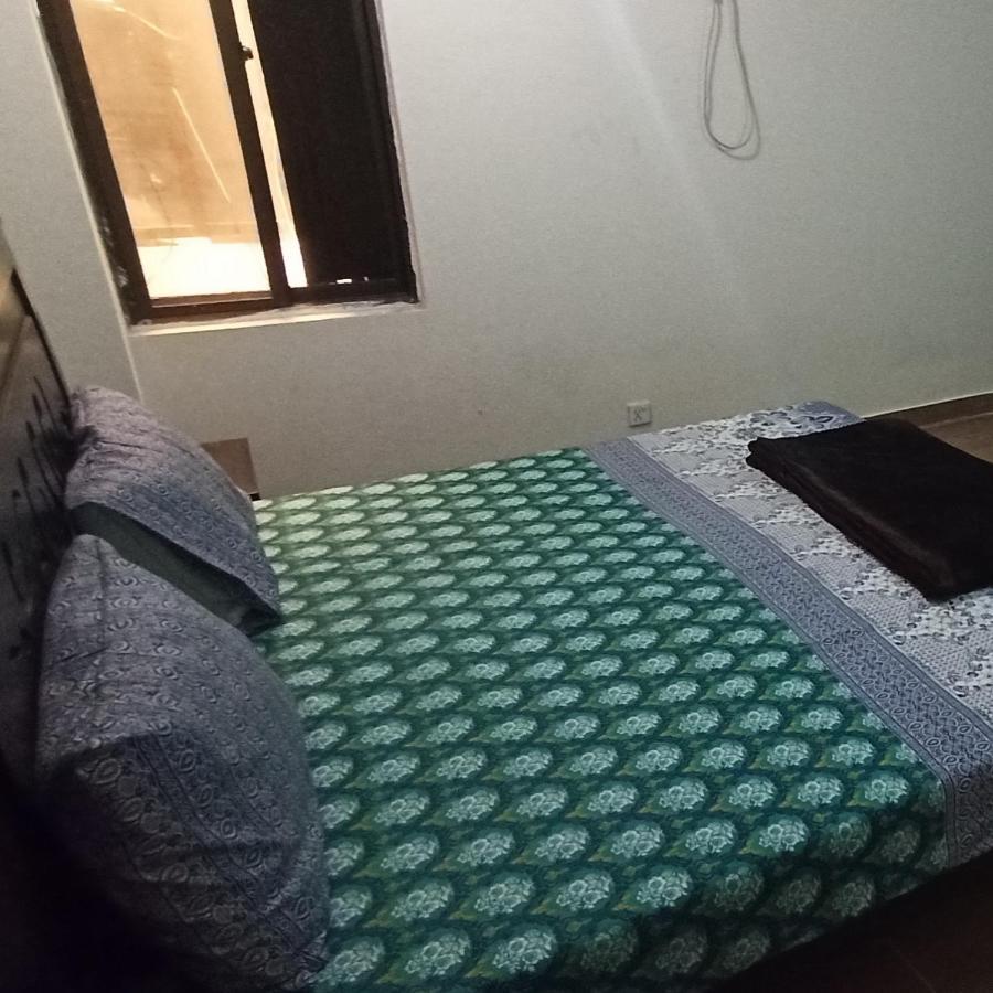 Evergreen Inn Rawalpindi Buitenkant foto