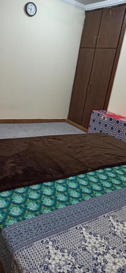 Evergreen Inn Rawalpindi Buitenkant foto