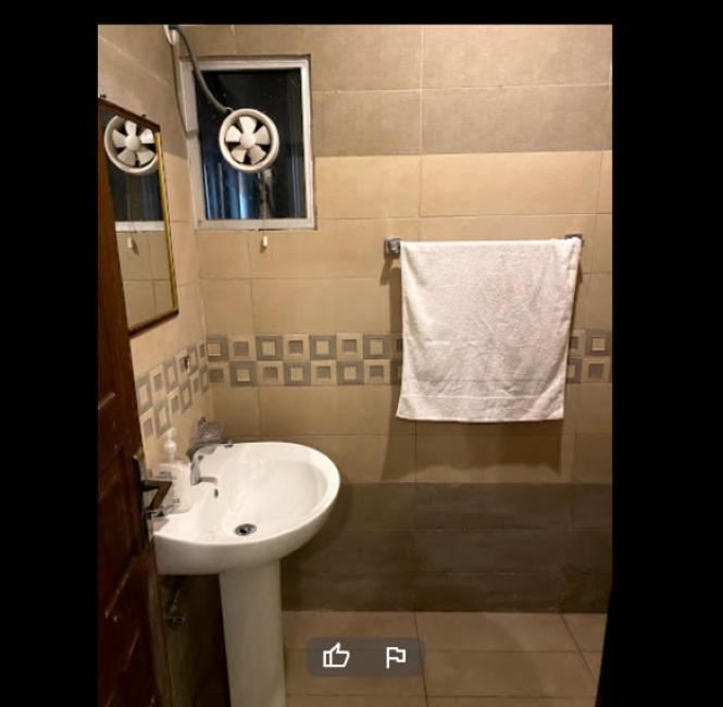Evergreen Inn Rawalpindi Buitenkant foto